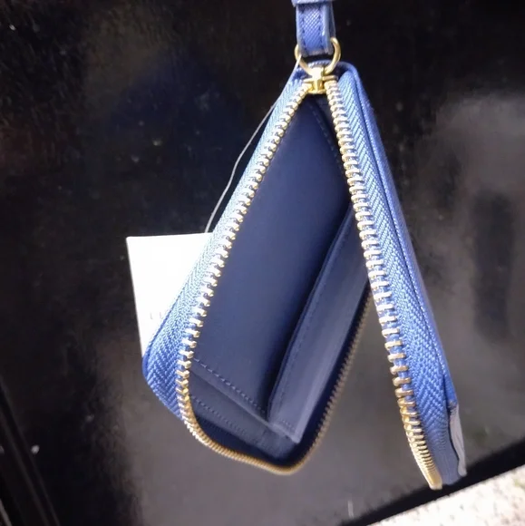 Wallet - Picture 2 of 7